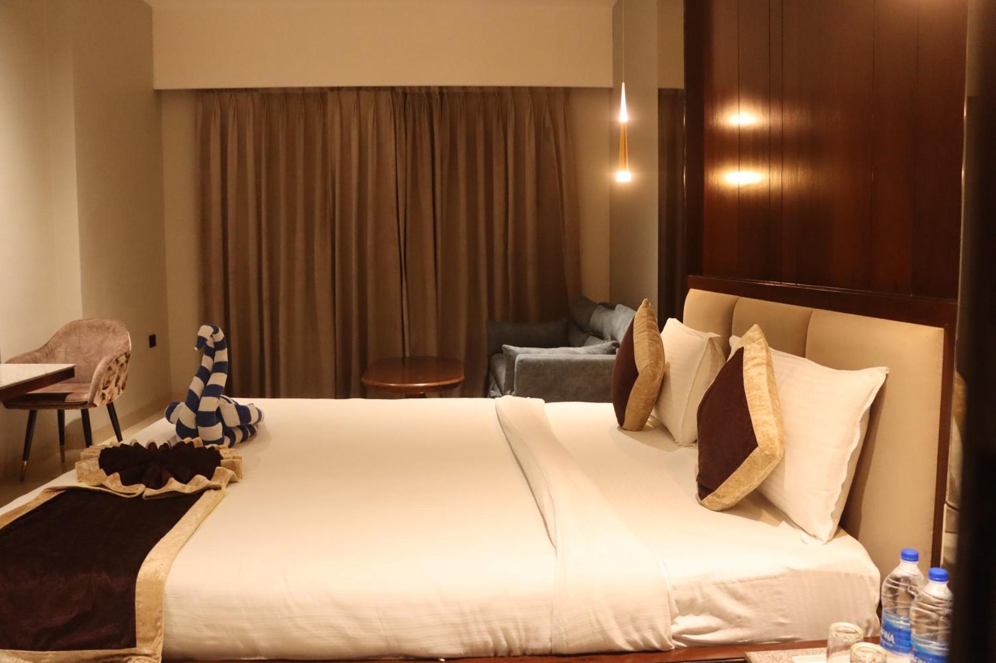 Motel Bilaspur City Extérieur photo