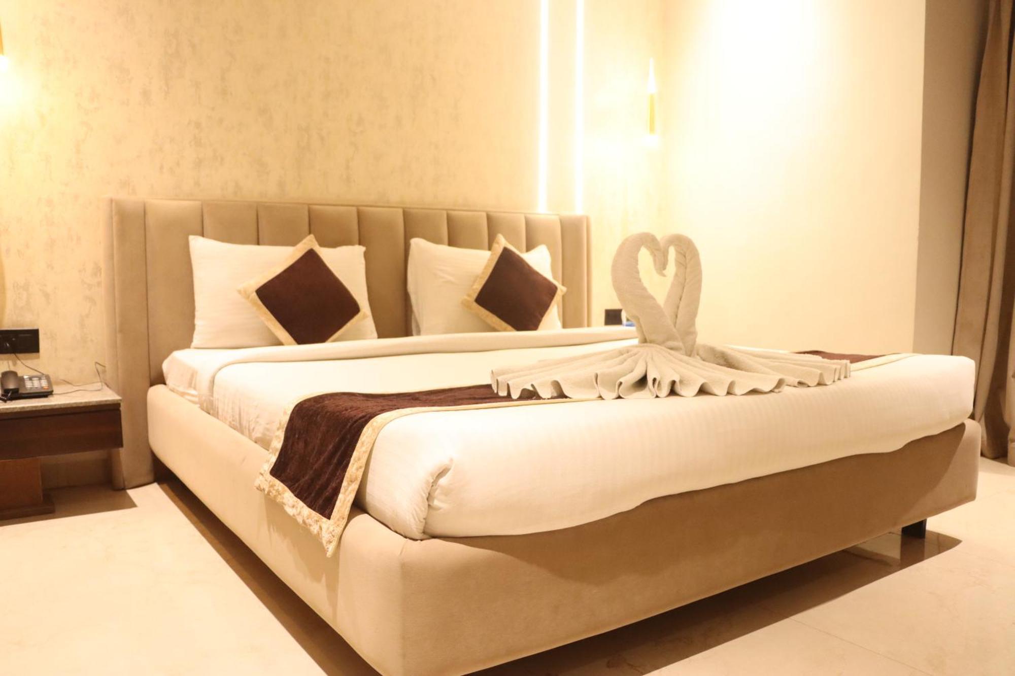 Motel Bilaspur City Extérieur photo