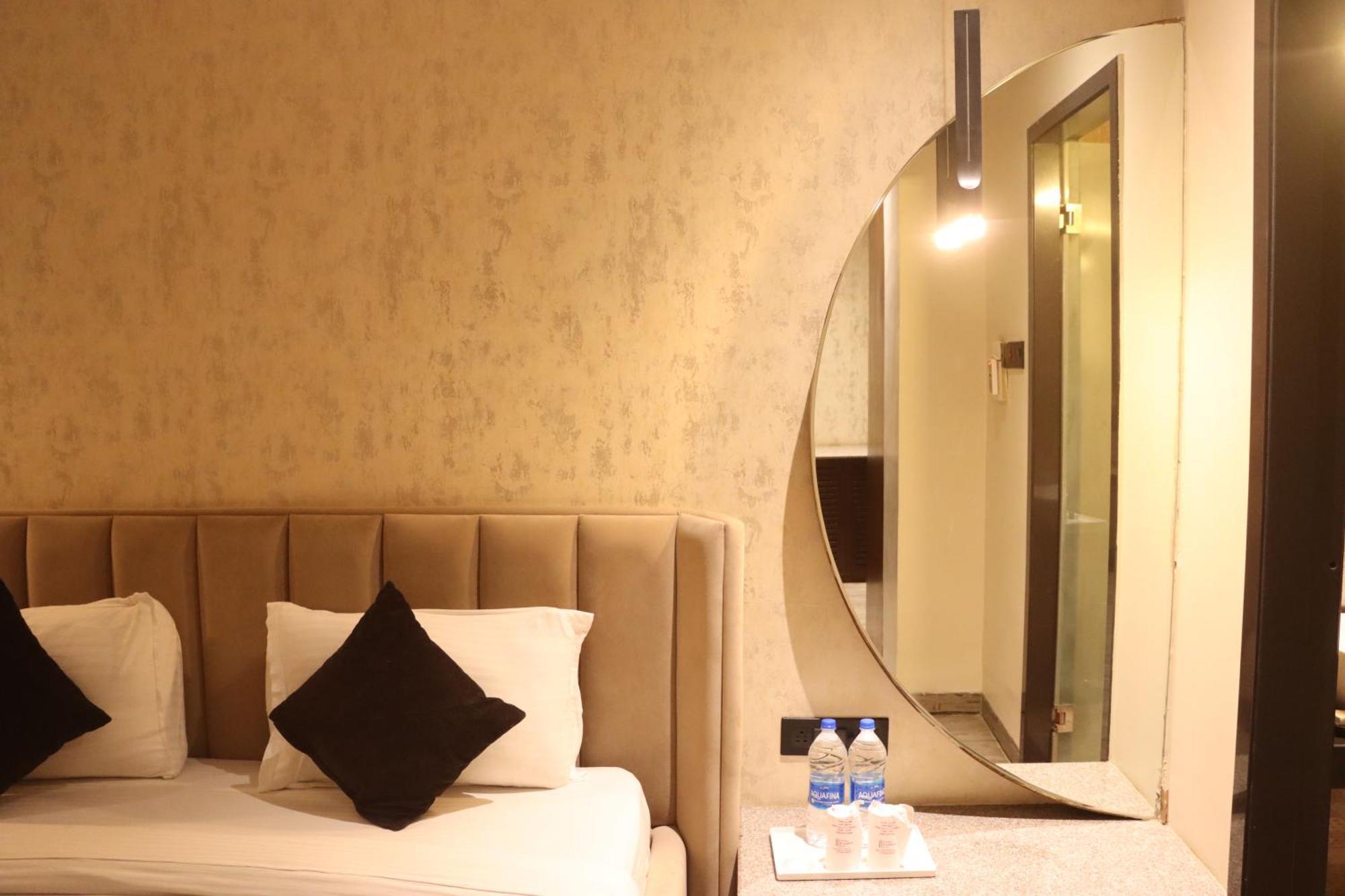 Motel Bilaspur City Extérieur photo